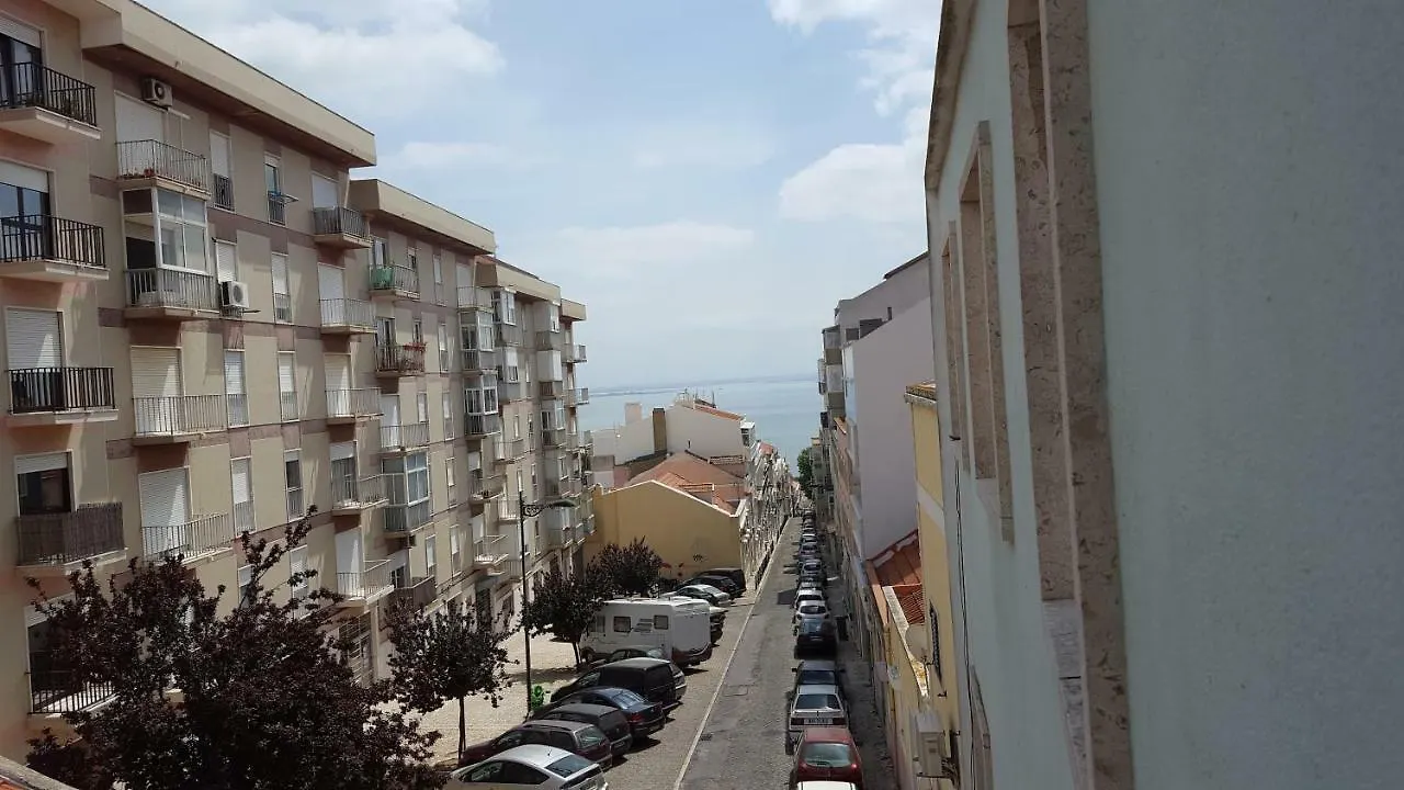 Appartement Calçada dos barbadinhos, n. 237, 2º esq. à Lisboa